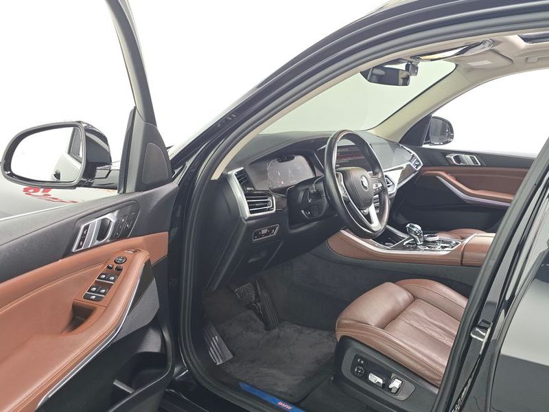 2022 BMW X5 xDrive 30d xLine photo 10