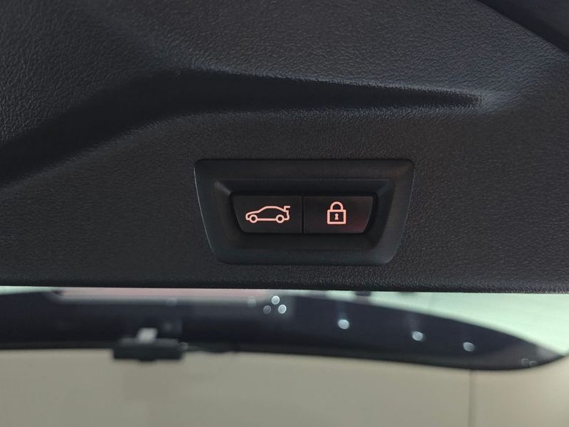 2022 BMW X5 xDrive 30d xLine photo 16