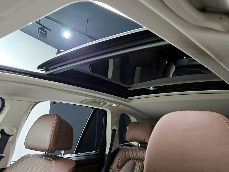 2022 BMW X5 xDrive 30d xLine photo 19