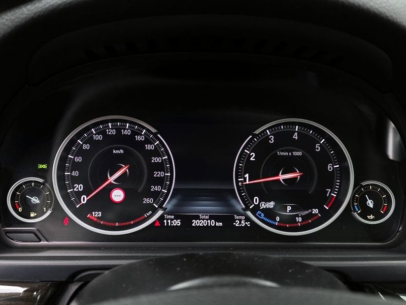 2014 BMW 5 Series 528i xDrive Luxury photo 8