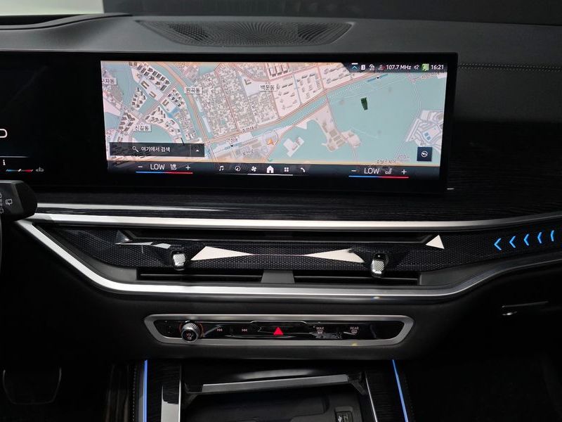 2024 BMW X5 xDrive 40i M Sport photo 16