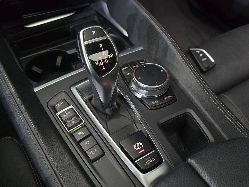 2019 BMW X6 xDrive 30d photo 9