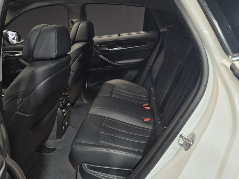 2019 BMW X6 xDrive 30d photo 11