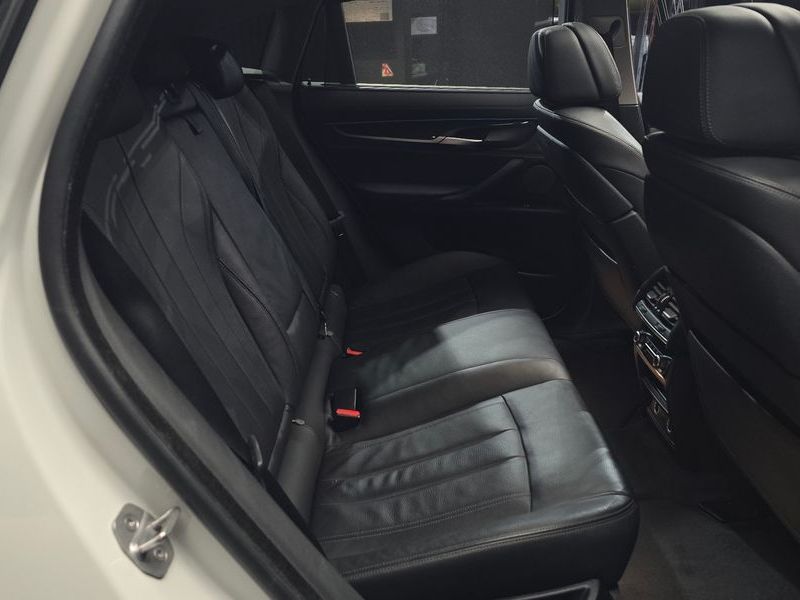 2019 BMW X6 xDrive 30d photo 12