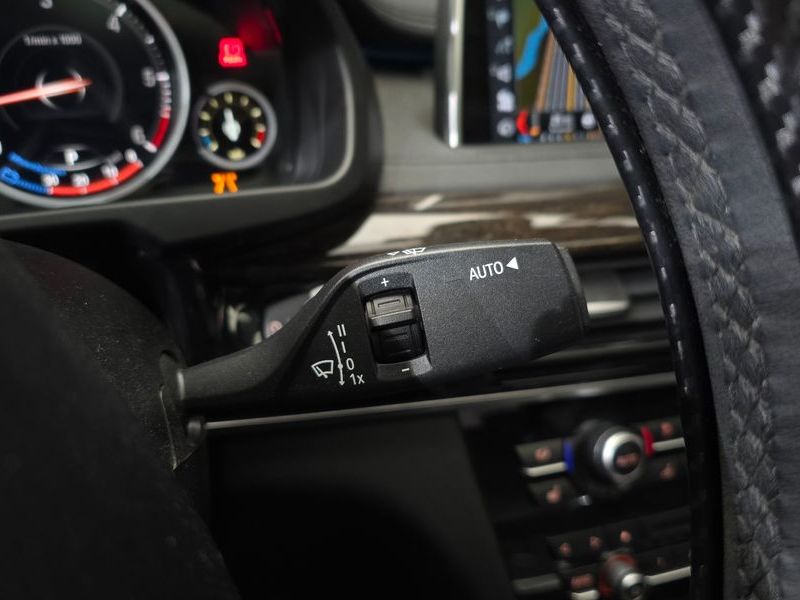 2019 BMW X6 xDrive 30d photo 16