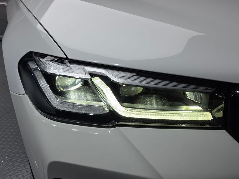 2021 BMW 5 Series 530i xDrive M Sport Package photo 22