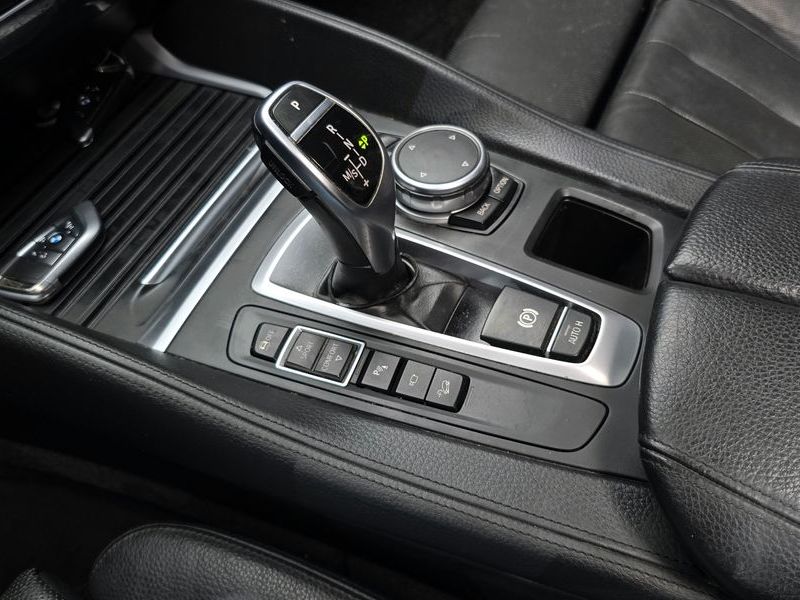 2015 BMW X6 xDrive 40d photo 9