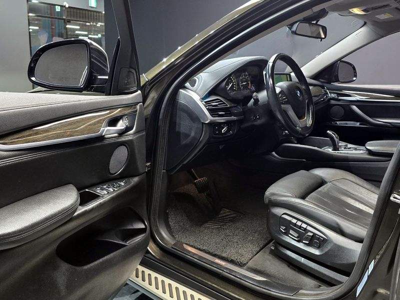 2015 BMW X6 xDrive 40d photo 10