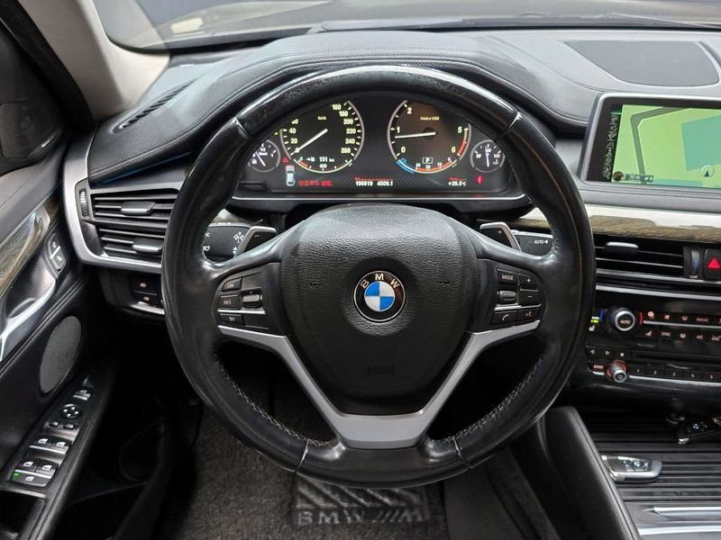 2015 BMW X6 xDrive 40d photo 13