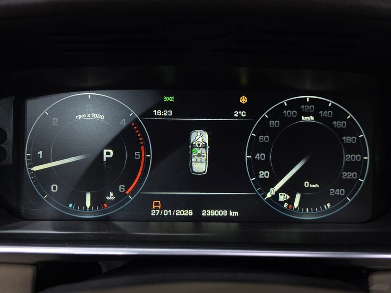 2014 Land Rover Range Rover 4.4 SDV8 Vogue SE DIESEL photo 8