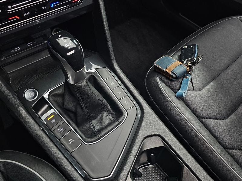 2022 Volkswagen Tiguan 2.0 TDI Prestige photo 9
