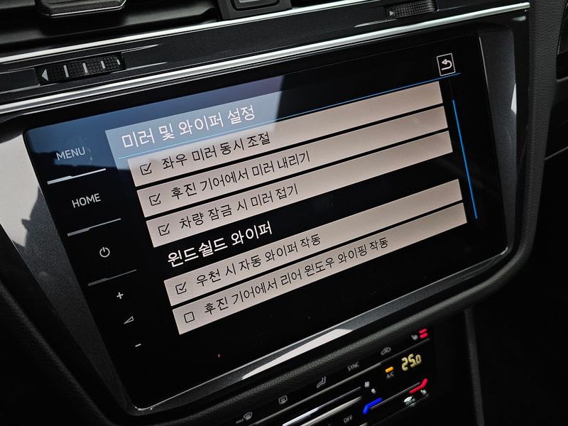 2022 Volkswagen Tiguan 2.0 TDI Prestige photo 17