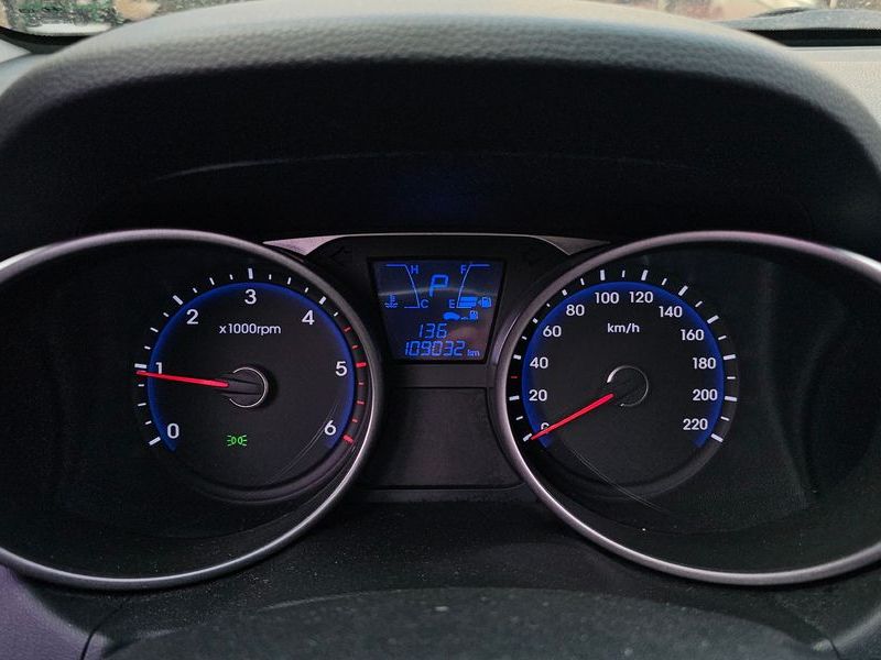 2015 Hyundai Tucson Diesel(e-VGT) 2WD Smart special photo 8