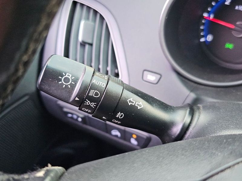 2015 Hyundai Tucson Diesel(e-VGT) 2WD Smart special photo 19