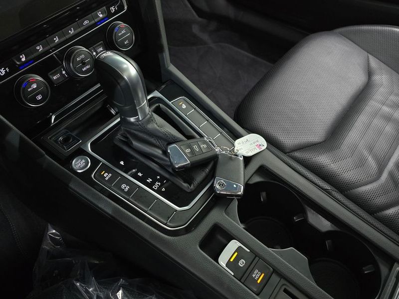 2018 Volkswagen Arteon 2.0 TDI Prestige photo 9