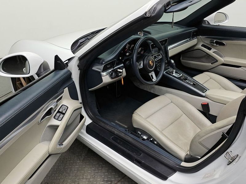 2017 Porsche 911 Carrera Cabriolet 991 photo 10
