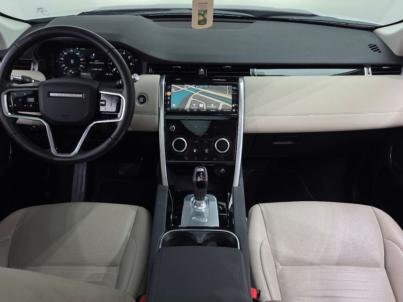 2022 Land Rover Discovery Sport P250 SE photo 7