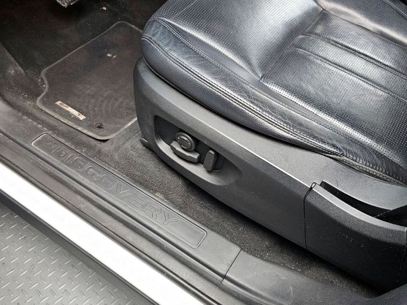 2016 Land Rover Discovery Sport 2.0 TD4 SE photo 17