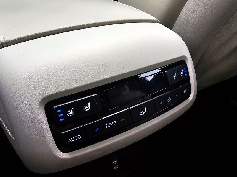 2022 Hyundai Palisade Diesel 2.2 2WD Calligraphy photo 19