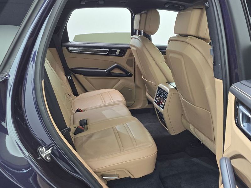 2019 Porsche Cayenne 3.0 photo 12