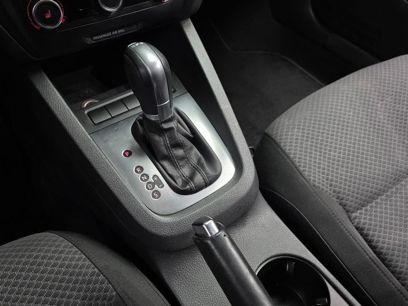 2014 Volkswagen Jetta 1.6 TDI Blue Motion 6th photo 9