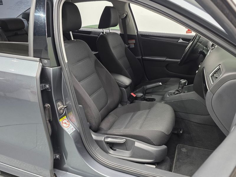2014 Volkswagen Jetta 1.6 TDI Blue Motion 6th photo 10