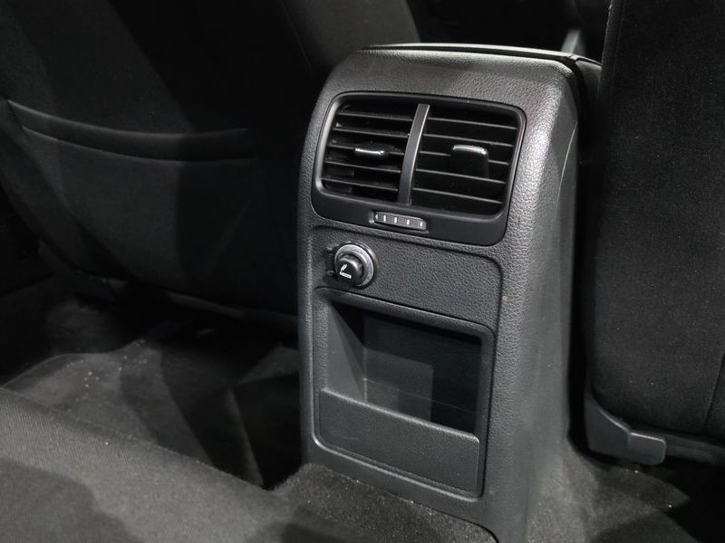 2014 Volkswagen Jetta 1.6 TDI Blue Motion 6th photo 19