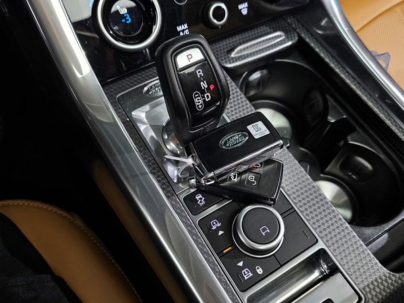 2020 Land Rover Range Rover Sport 3.0 SDV6 HSE Dynamic photo 9