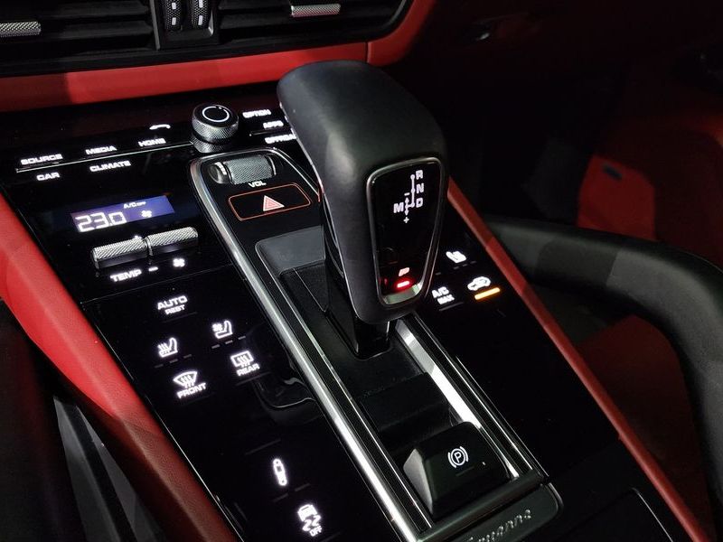 2021 Porsche Cayenne 3.0 Coupe photo 9