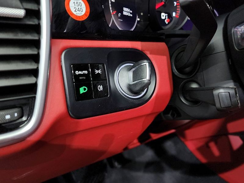 2021 Porsche Cayenne 3.0 Coupe photo 16