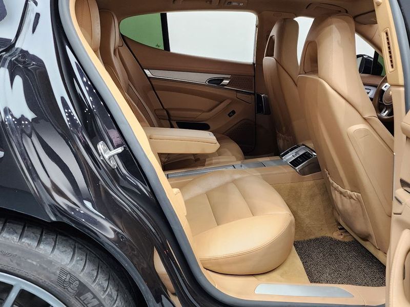 2013 Porsche Panamera 3.6 AWD 970 photo 12