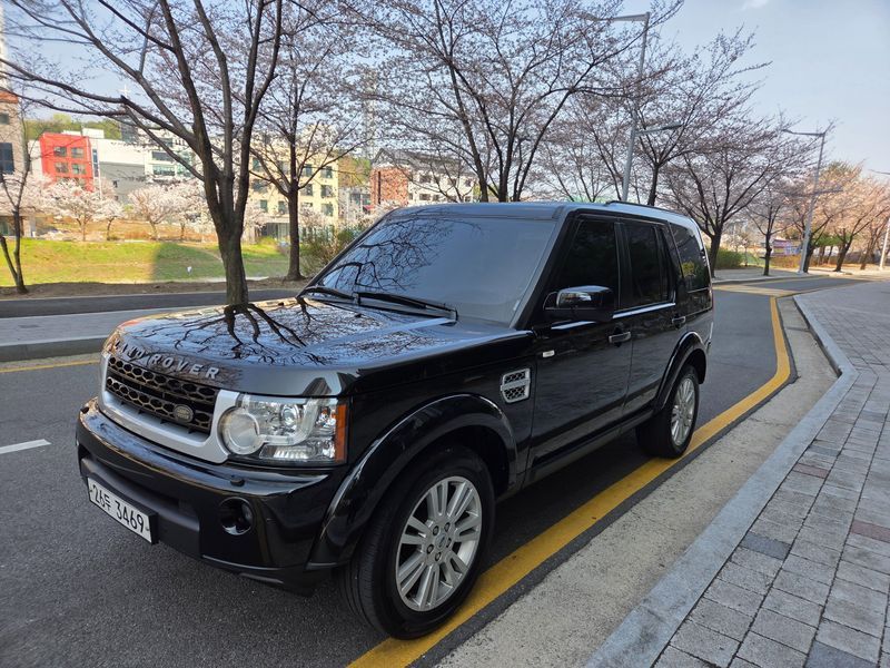 2012 Land Rover Discovery 3.0 SDV6 SE photo 1