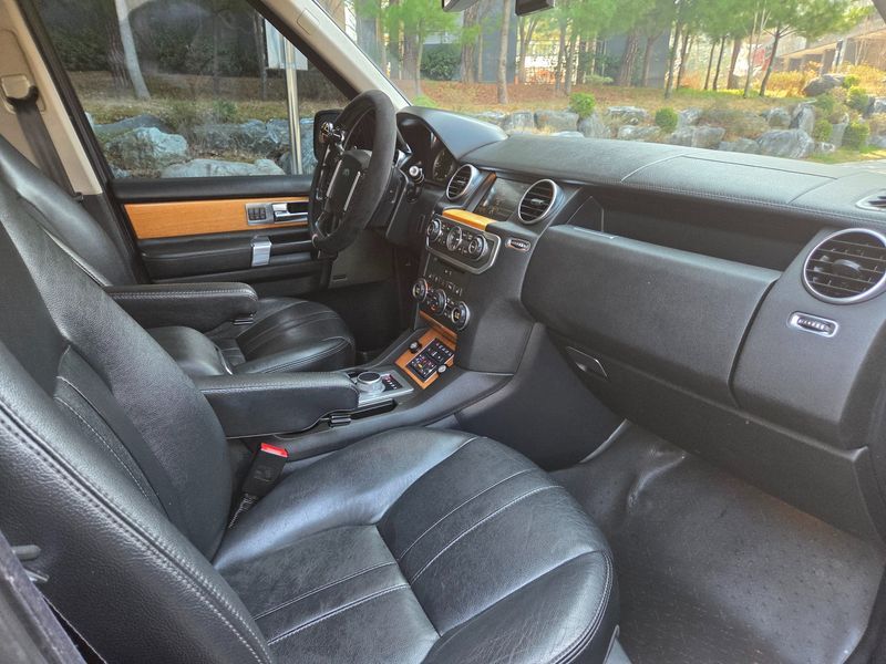 2012 Land Rover Discovery 3.0 SDV6 SE photo 10