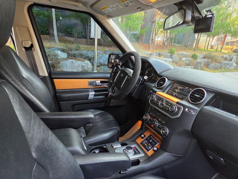 2012 Land Rover Discovery 3.0 SDV6 SE photo 11