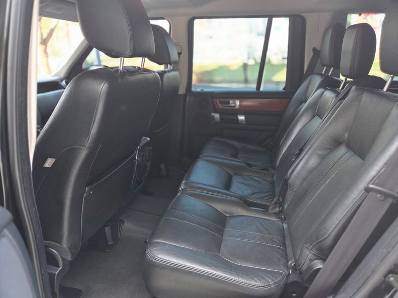 2012 Land Rover Discovery 3.0 SDV6 SE photo 12