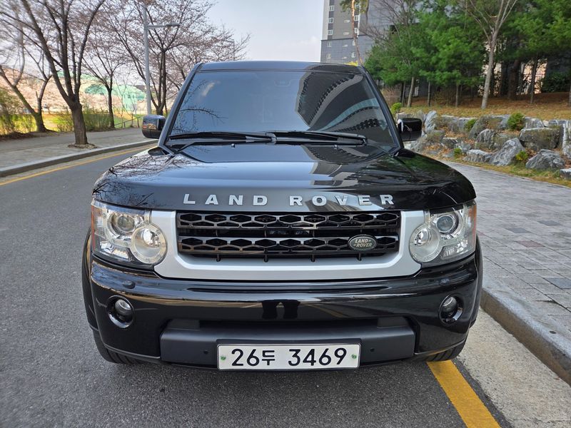 2012 Land Rover Discovery 3.0 SDV6 SE photo 18