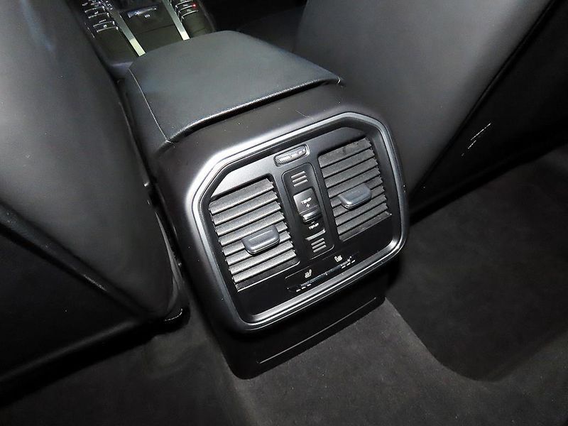 2017 Porsche Macan 3.0 S Diesel 95B photo 16