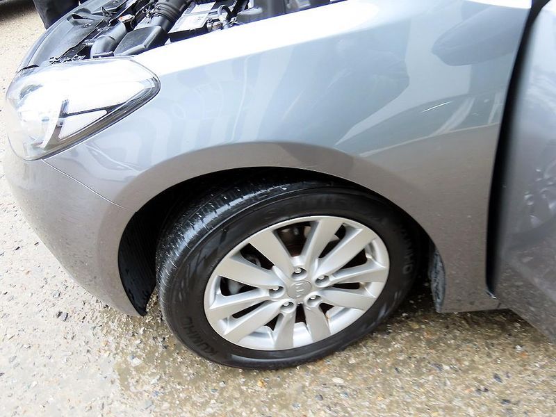 2014 Kia K3 Diesel Prestige photo 20