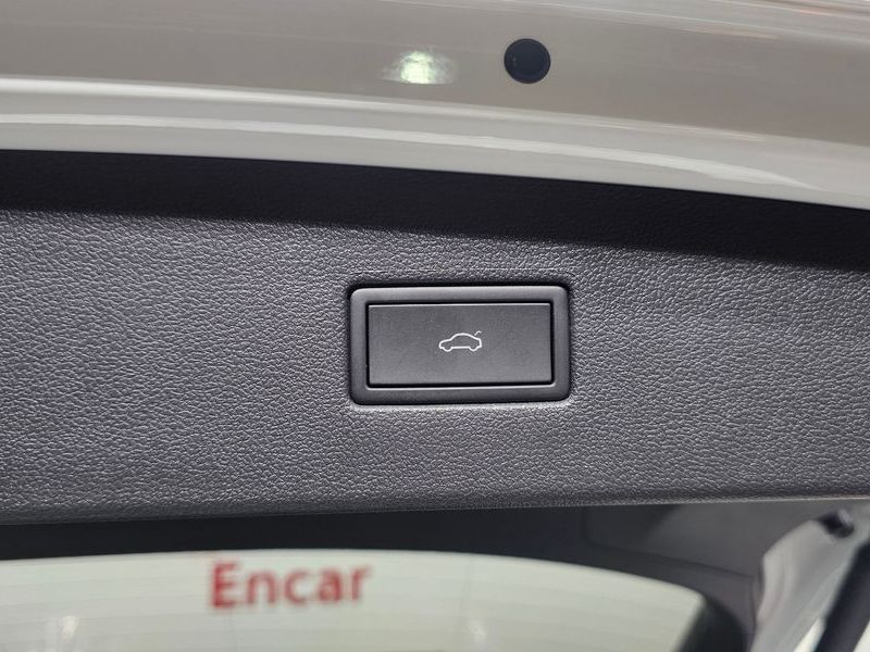 2023 Volkswagen Tiguan 2.0 TSI Prestige photo 18