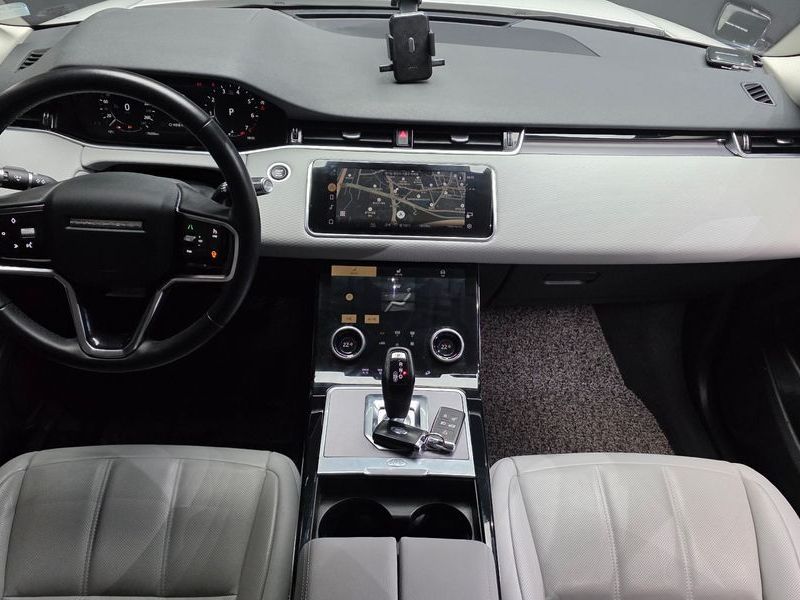 2021 Land Rover Range Rover Evoque P250 S photo 7