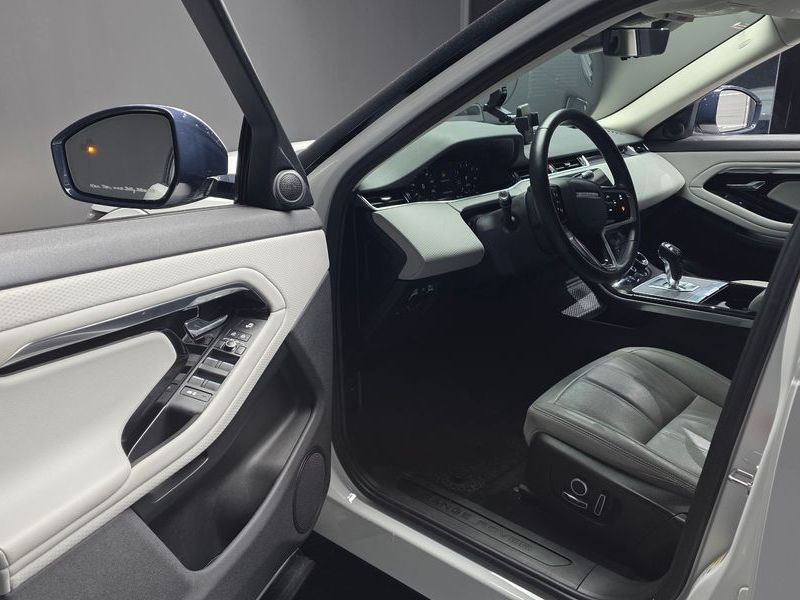 2021 Land Rover Range Rover Evoque P250 S photo 10