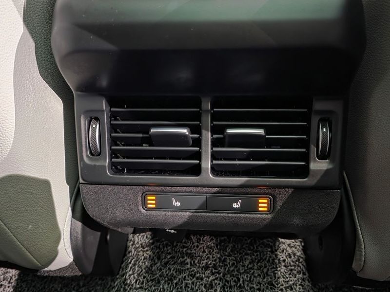 2021 Land Rover Range Rover Evoque P250 S photo 18