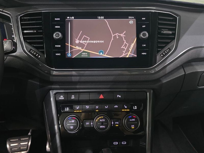 2022 Volkswagen 티록 2.0 TDI Prestige photo 18