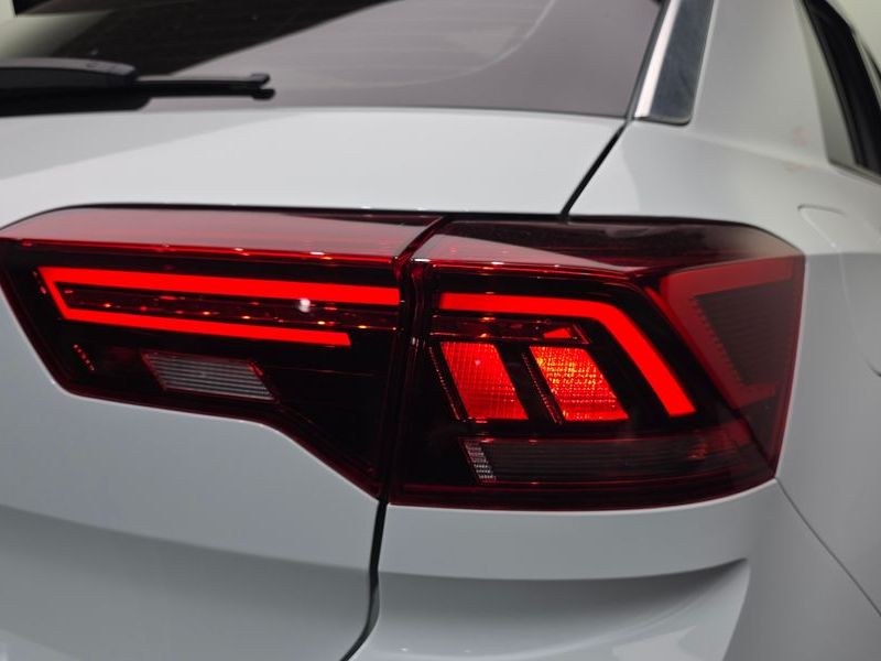 2022 Volkswagen 티록 2.0 TDI Prestige photo 23