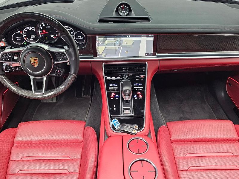 2020 Porsche Panamera 4.0 GTS photo 7