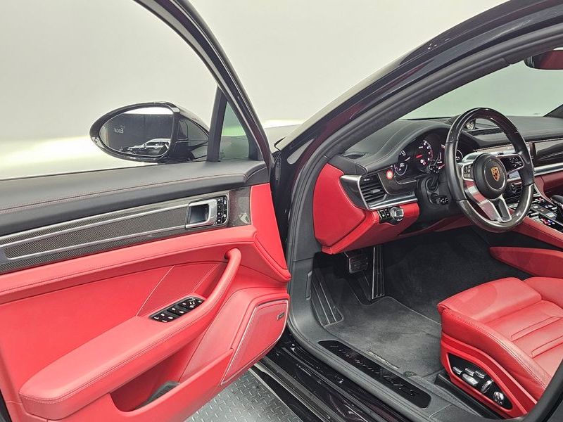 2020 Porsche Panamera 4.0 GTS photo 10