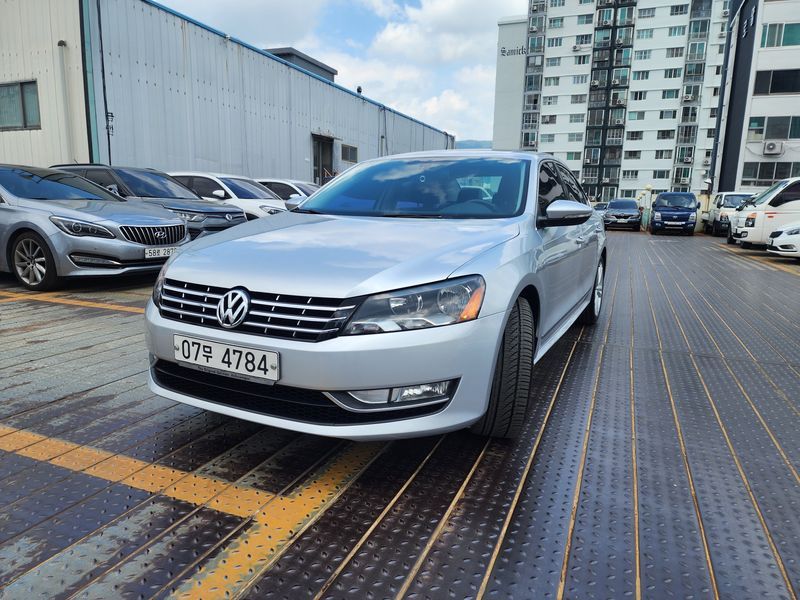 2015 Volkswagen Passat 2.0 TDI B7 photo 1
