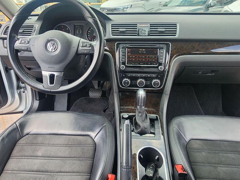 2015 Volkswagen Passat 2.0 TDI B7 photo 7