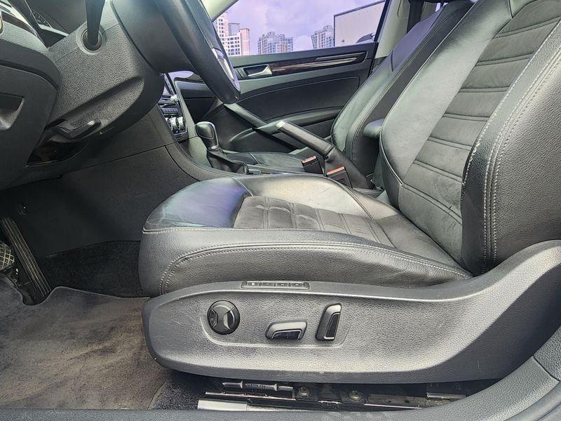 2015 Volkswagen Passat 2.0 TDI B7 photo 14