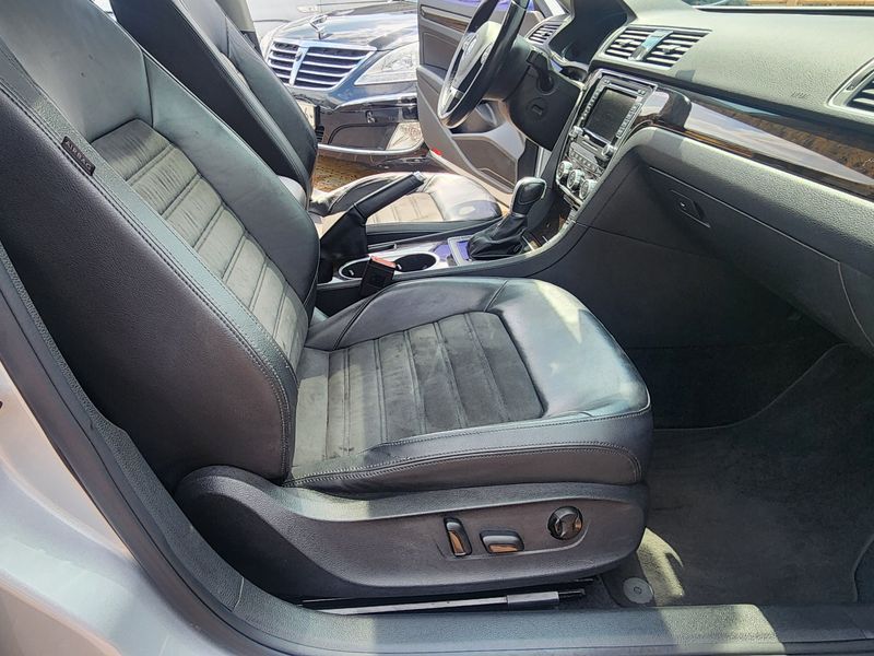 2015 Volkswagen Passat 2.0 TDI B7 photo 15